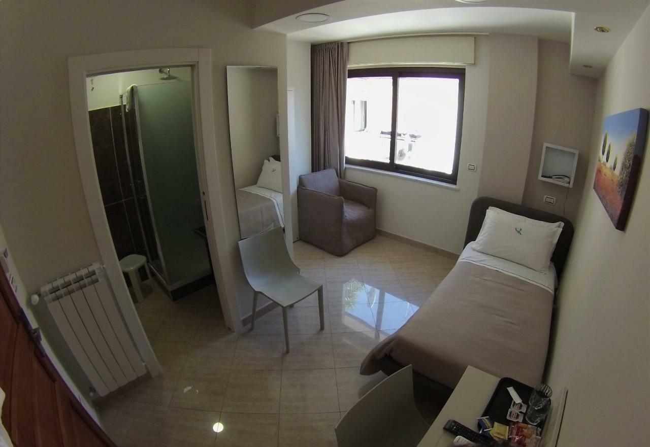 Sonevi Rooms نابولي المظهر الخارجي الصورة