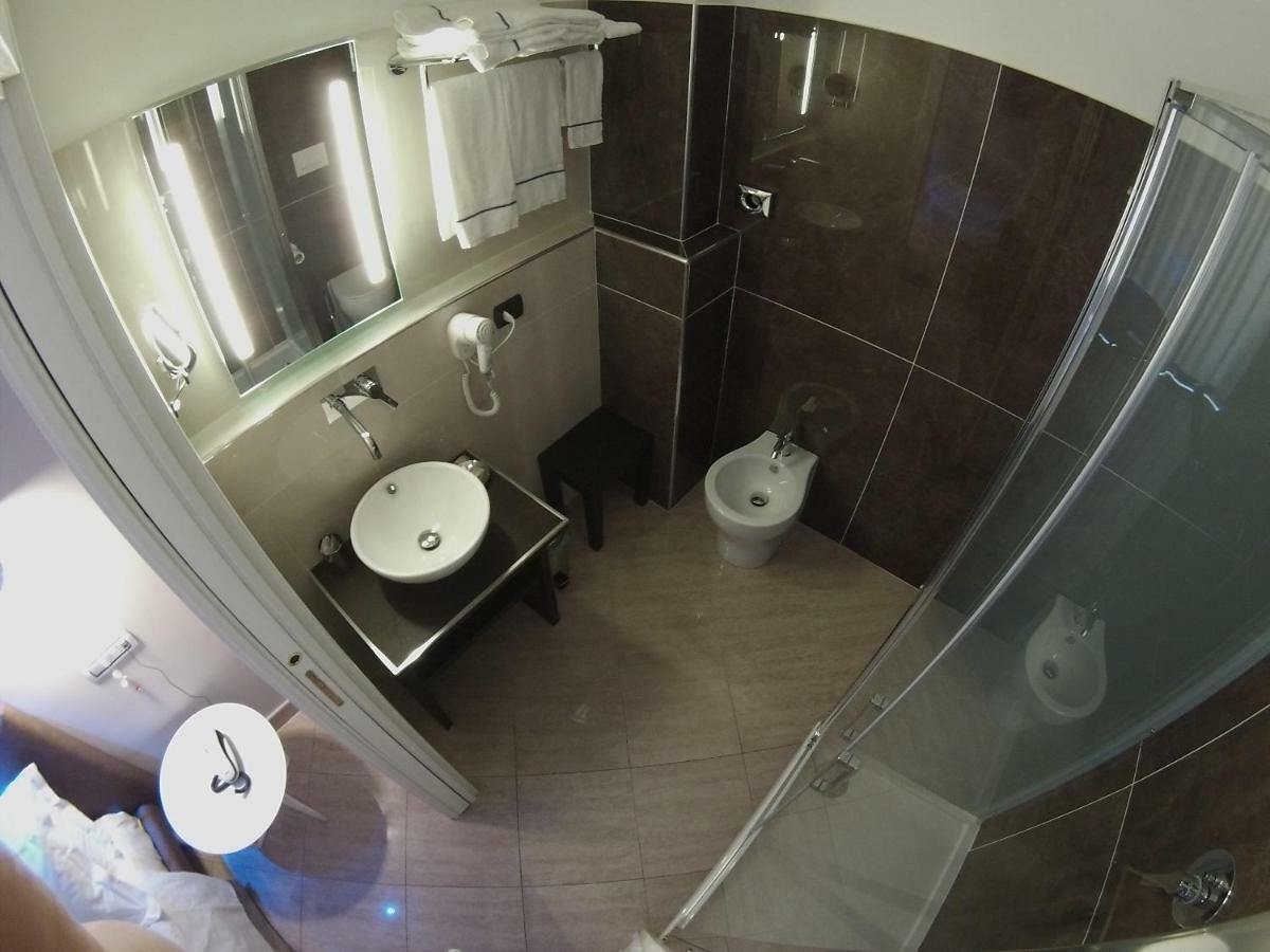 Sonevi Rooms نابولي المظهر الخارجي الصورة