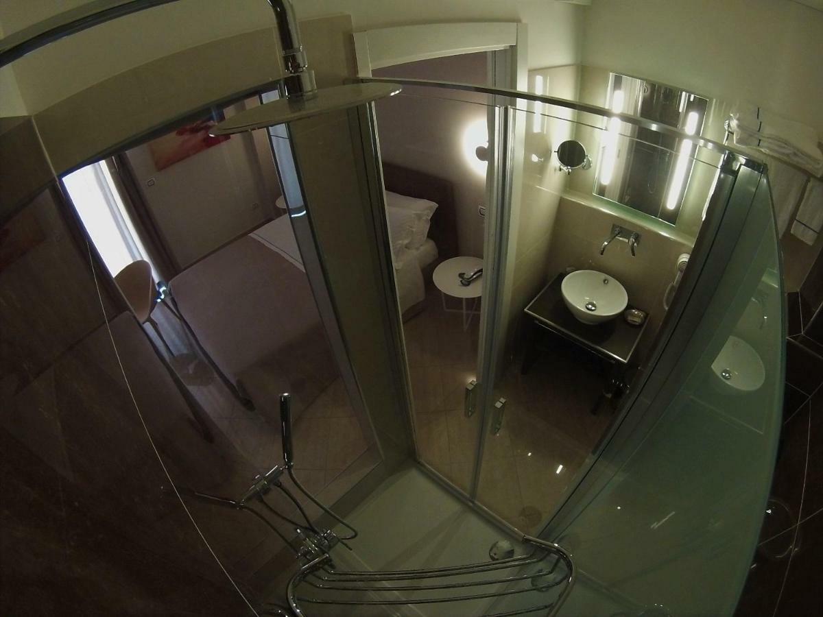 Sonevi Rooms نابولي المظهر الخارجي الصورة
