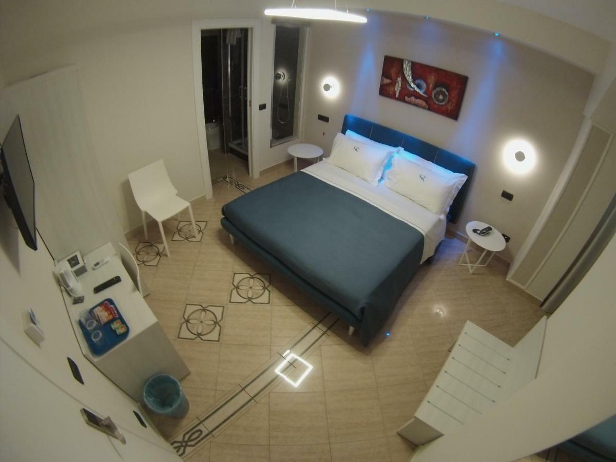 Sonevi Rooms نابولي المظهر الخارجي الصورة