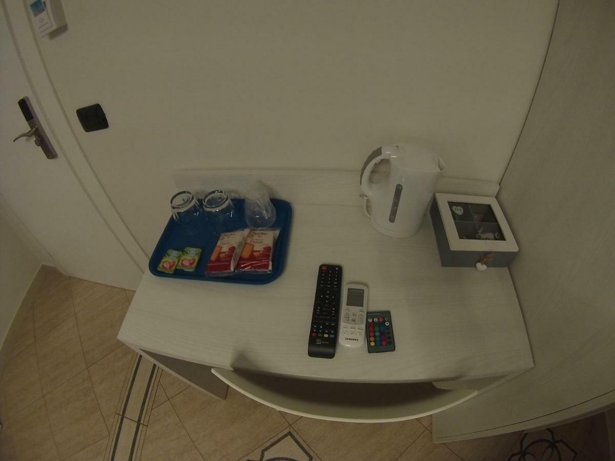 Sonevi Rooms نابولي المظهر الخارجي الصورة