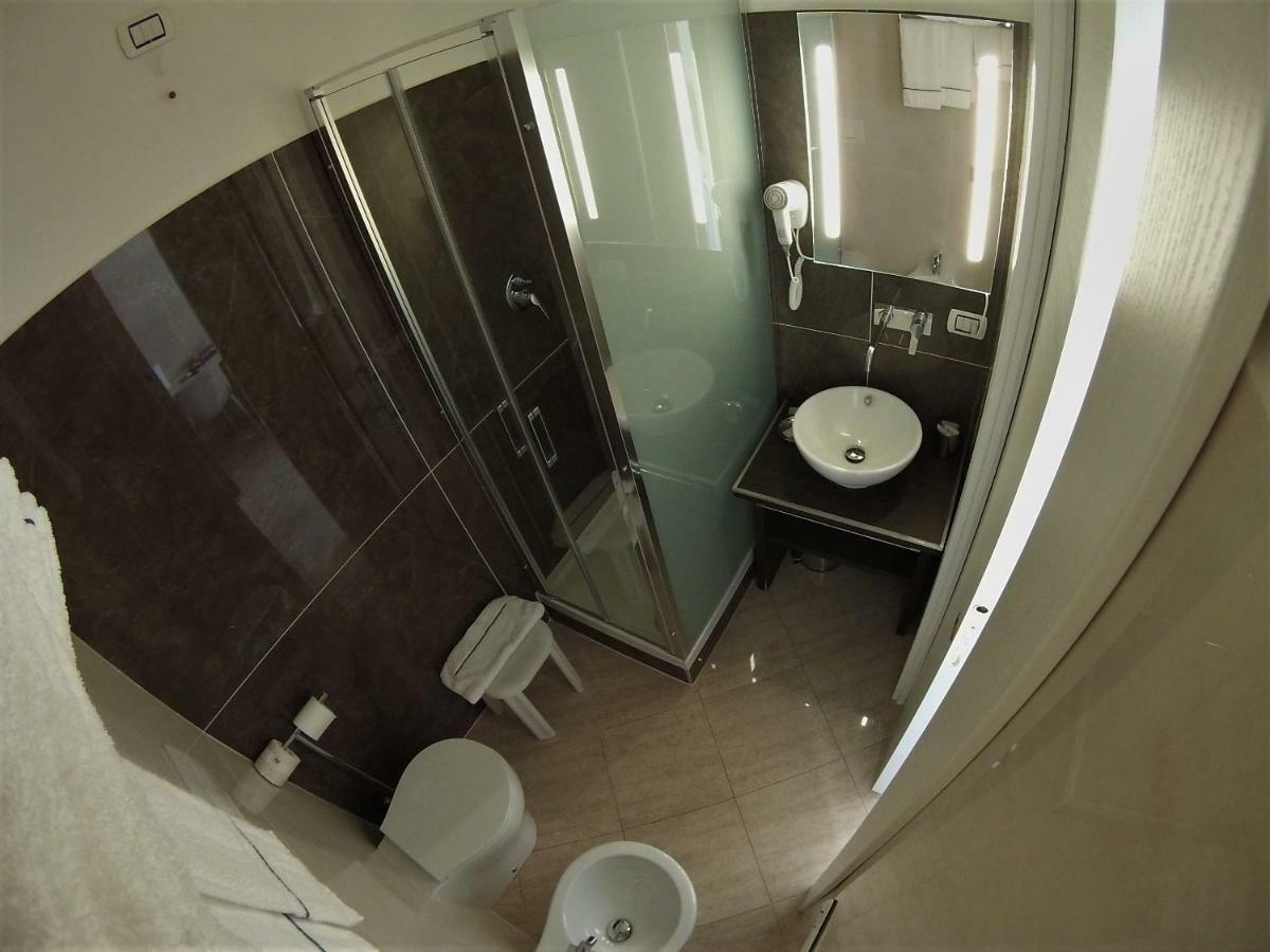 Sonevi Rooms نابولي المظهر الخارجي الصورة