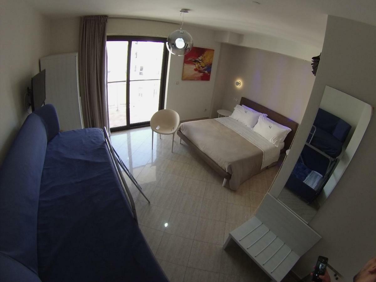 Sonevi Rooms نابولي المظهر الخارجي الصورة