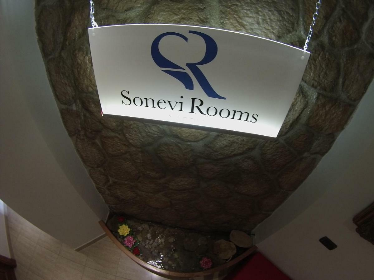 Sonevi Rooms نابولي المظهر الخارجي الصورة